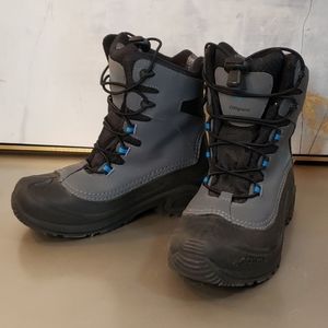 Boy's NWOT Columbia Waterproof Snow Boots